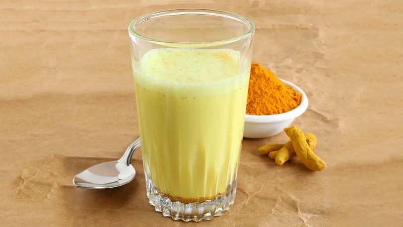 Les incroyables propriétés du curcuma au lait